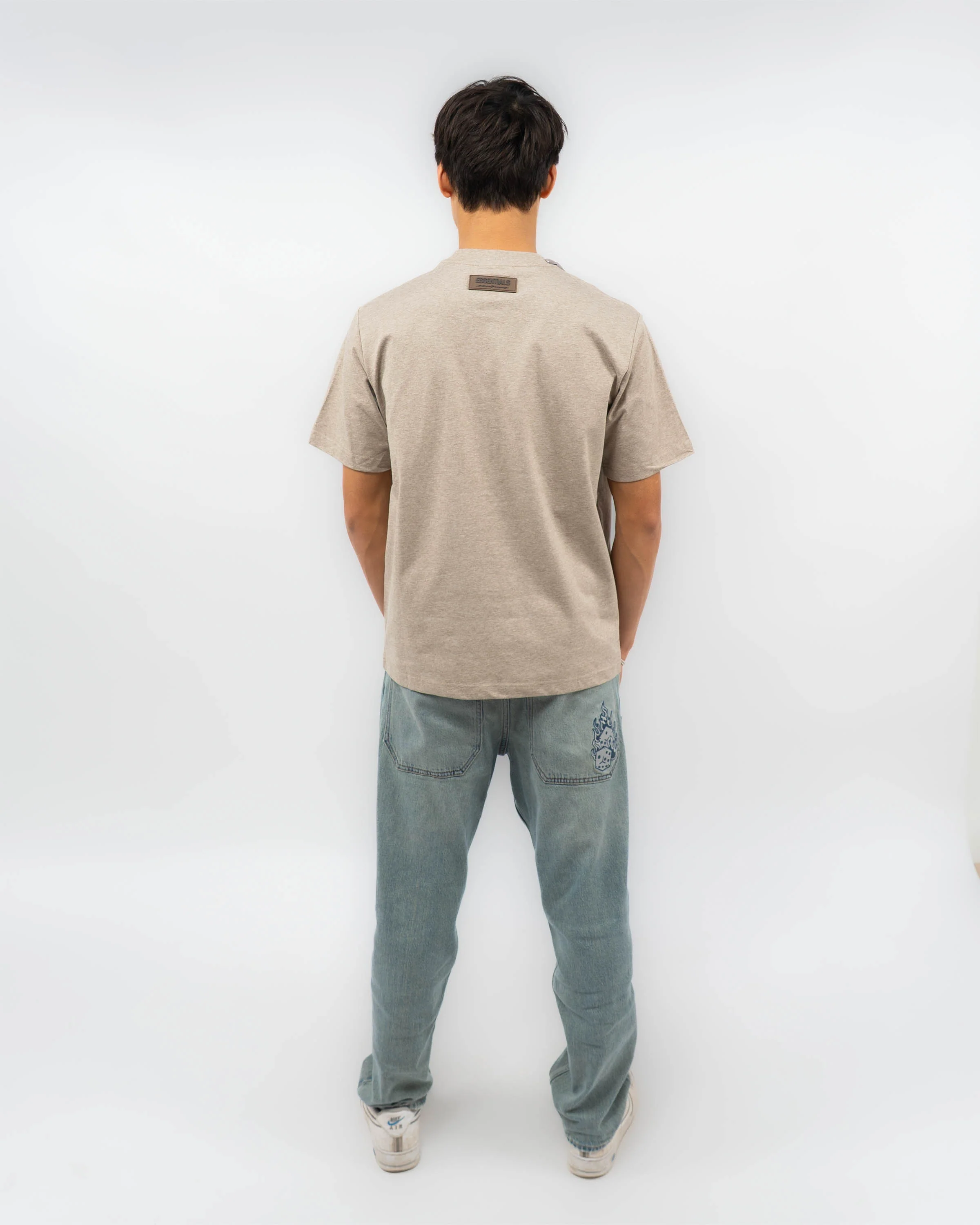 Basic Curve T-Shirt - Image 5