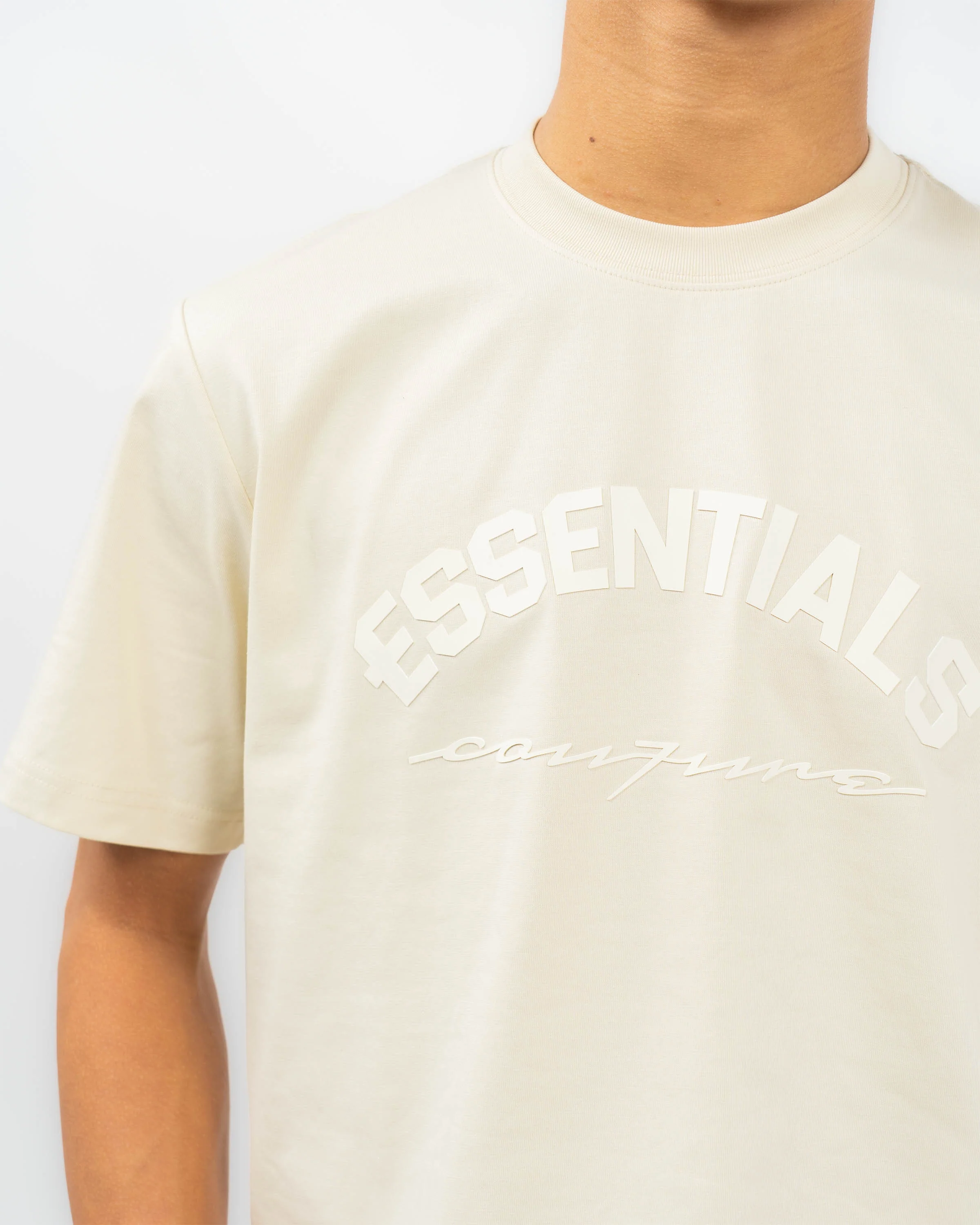 Basic Curve T-Shirt - Image 4