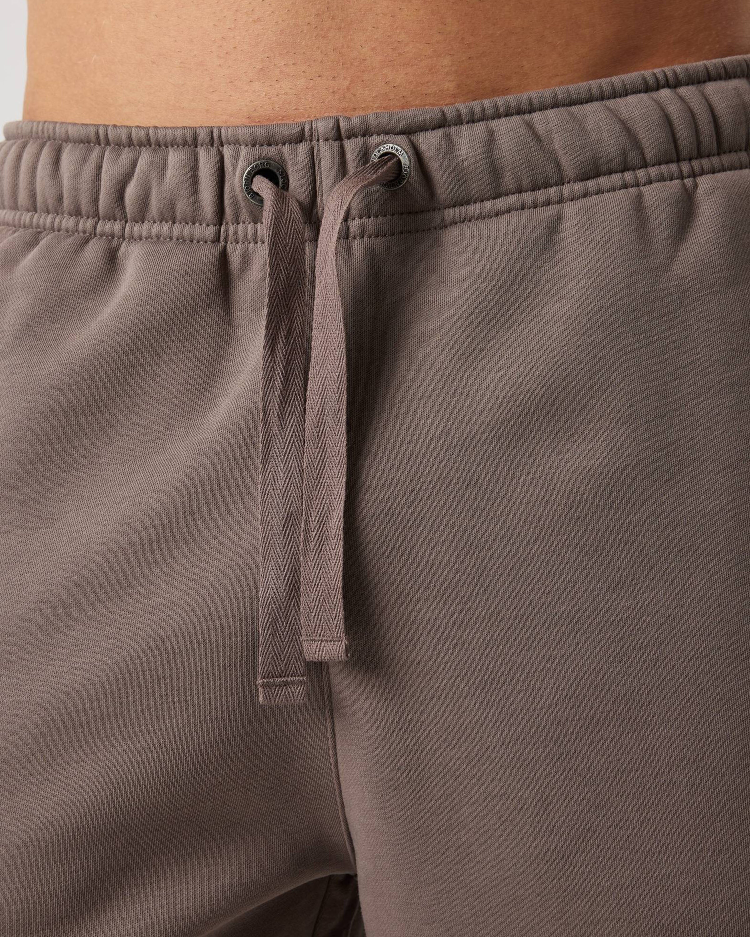 Centre Short - Image 4