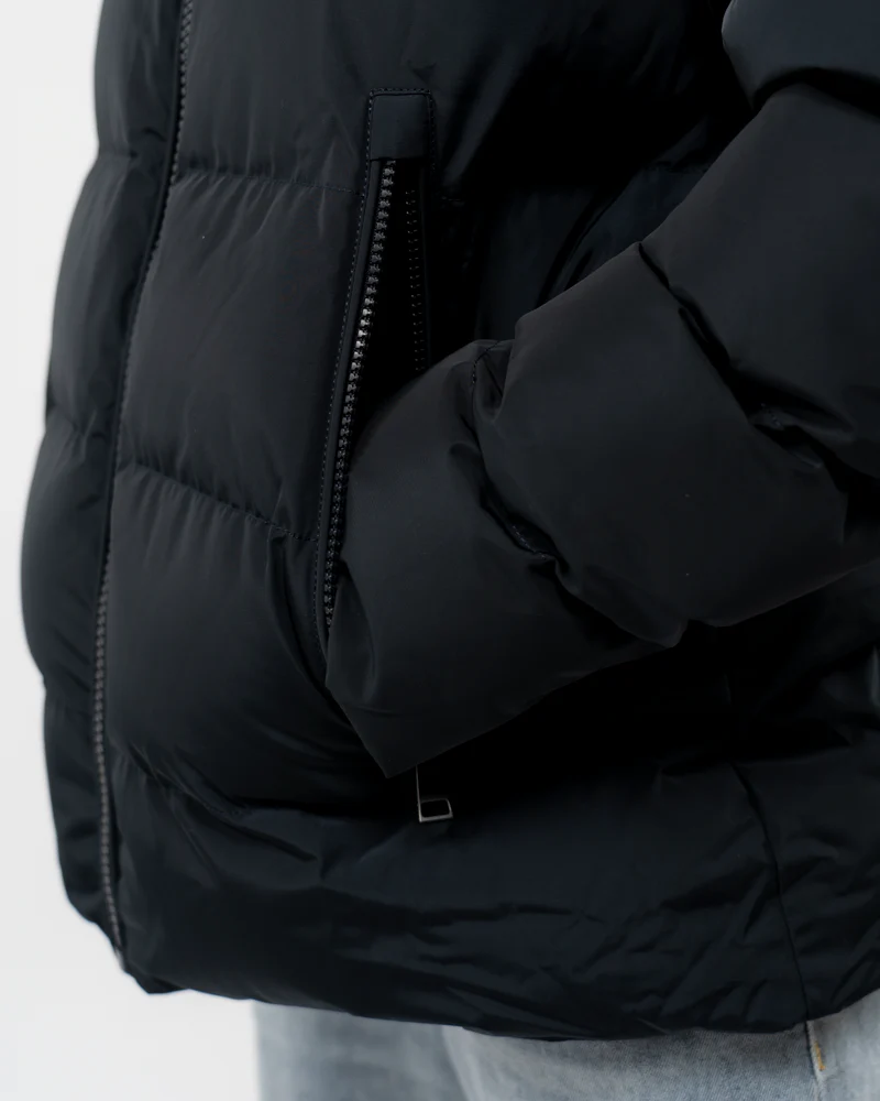 Robin Winterjas - Image 7